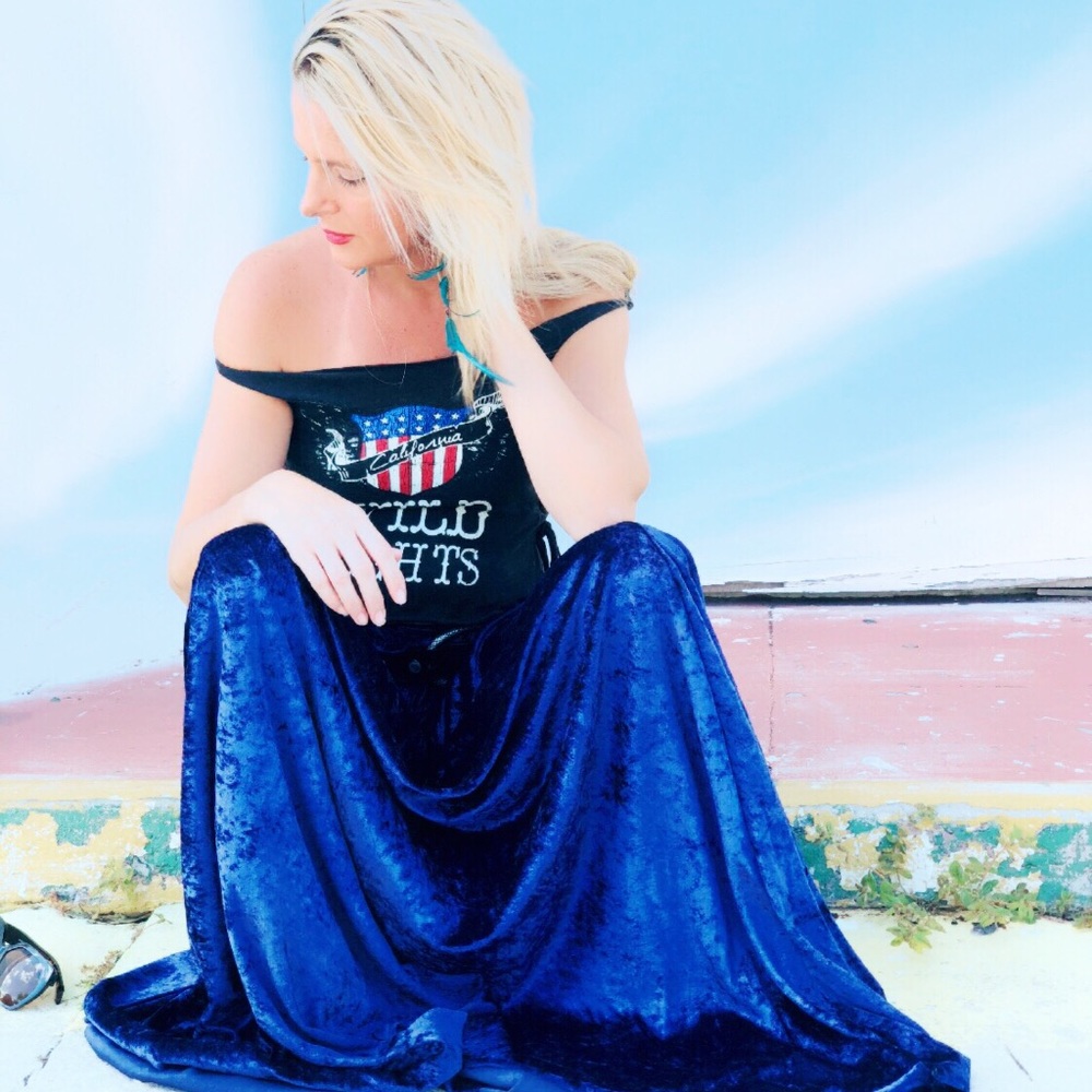 90’s Vintage Crushed Velvet Maxi Skirt